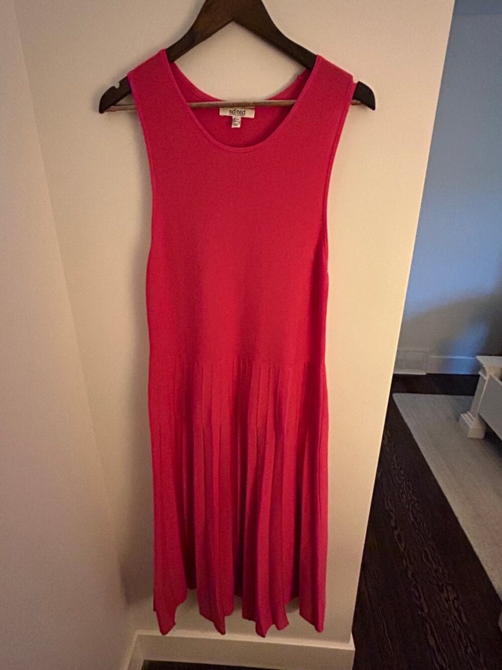 Edited Size M Hot Pink Magenta Tiered Pleated Maxi Dress